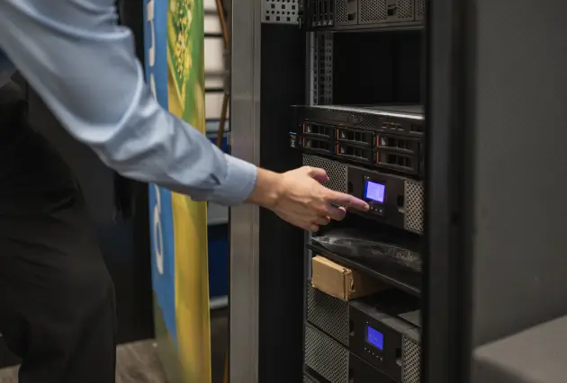 COMPUTER NETWORK REPAIR (1)